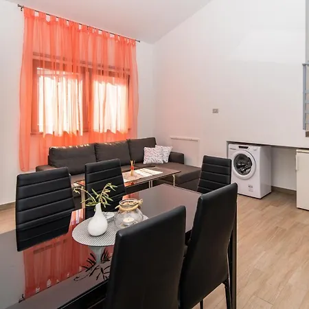 Mimi Apartment Pula